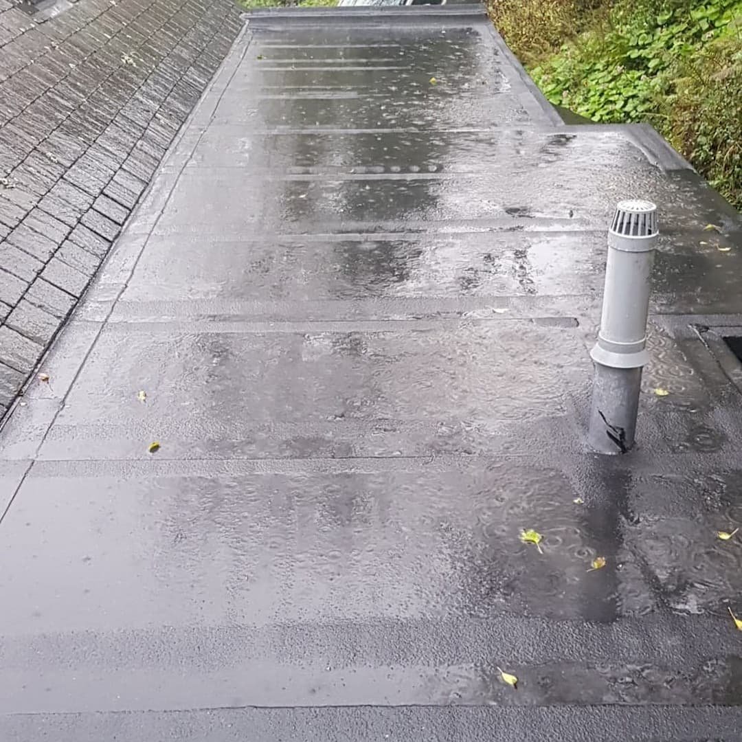 Felt roof after installation